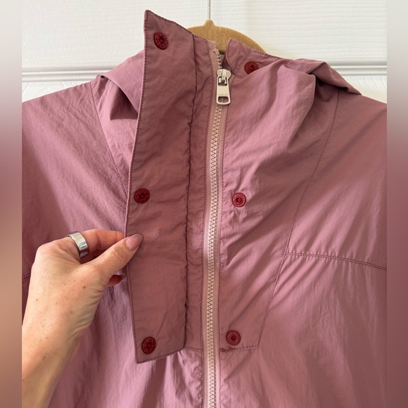 VARLEY
Terrace Windbreaker Hooded Jacket size small - Picture 5 of 12